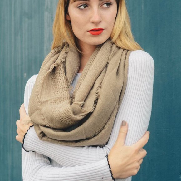 Frayed Edge Open Grid Infinity - Picture 6 of 6